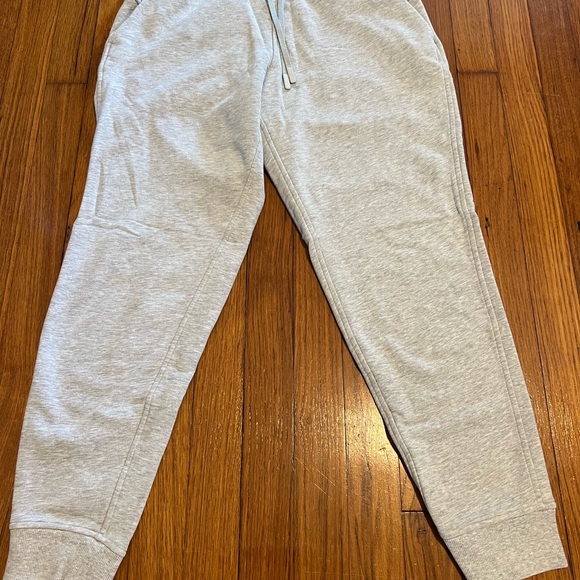 Lululemon Warm Down Jogger *28"
Heathered Vapor - Picture 8 of 11